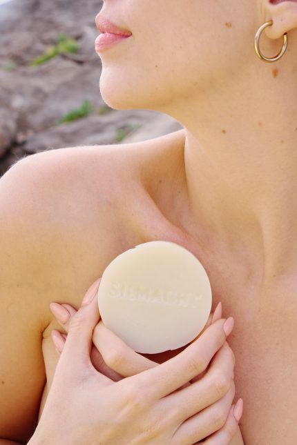 Minimalist soap bar